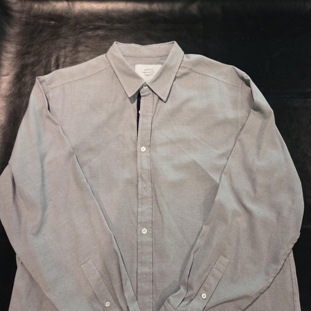 Elegant Gray Dress Shirt for Men